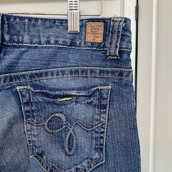 Y2K Vintage Guess Low Rise Jeans! - Picture 5 of 6